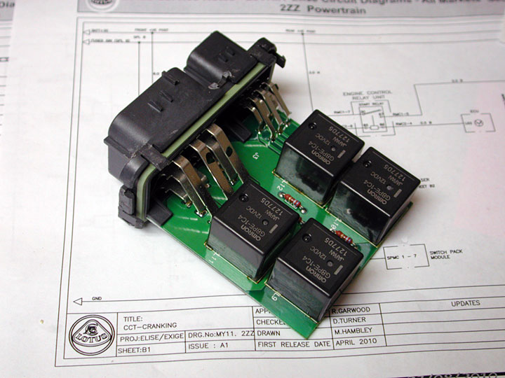 Engine Control Relay Unit MFRU internals