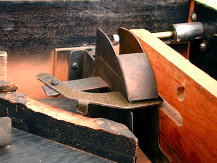 ball lift mechanism